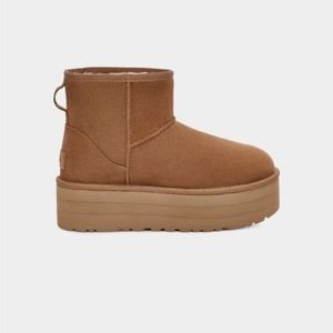 BNIB Mini Platform Uggs
